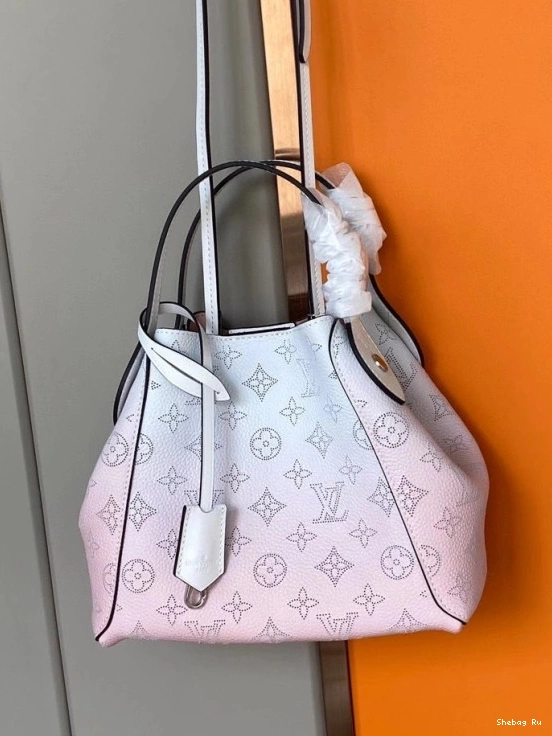 LOUIS VUITTON HINA PM 0803